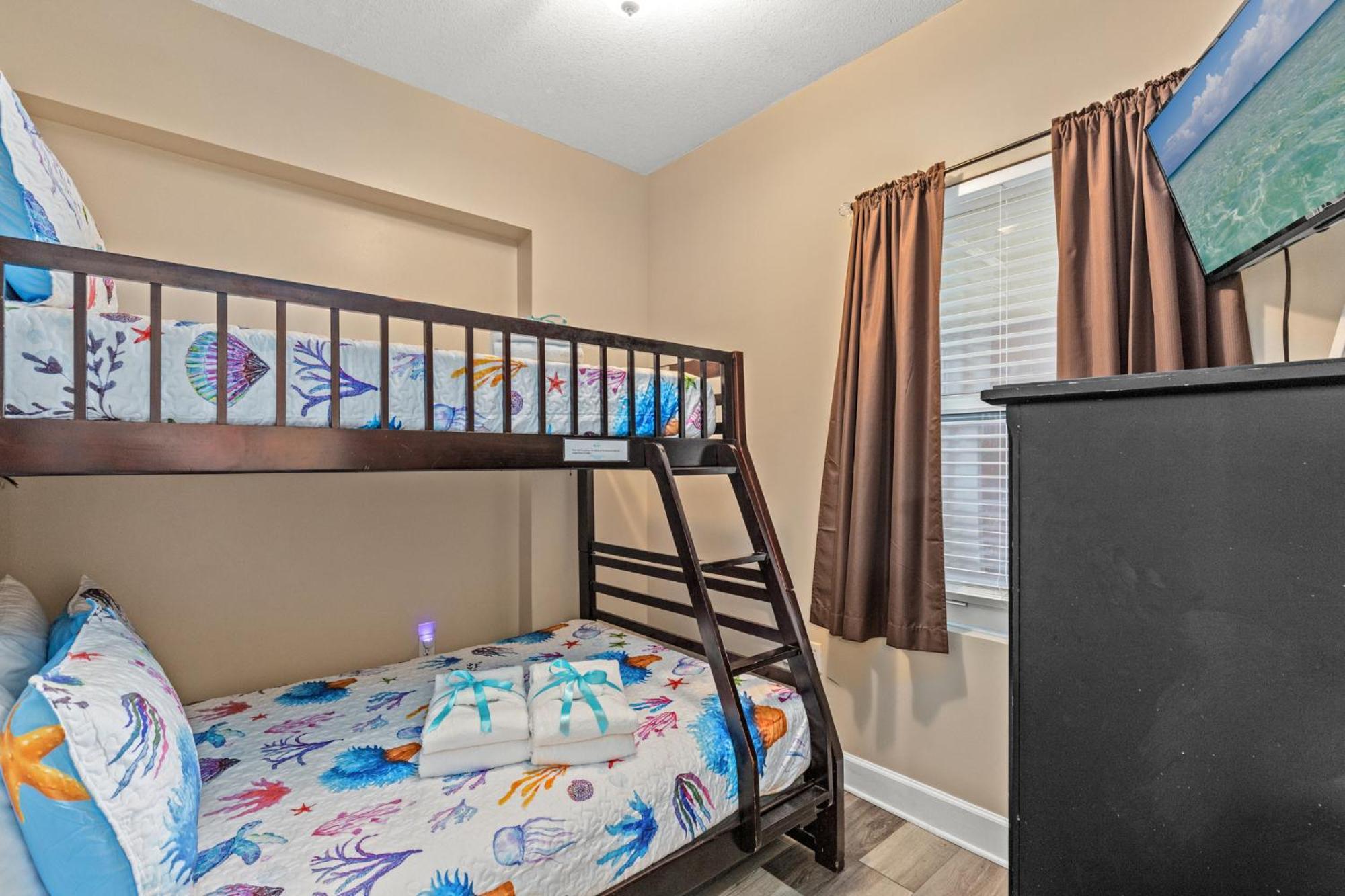 Gulf Front Master Br In Sunrise Beach With Amazing Views! Sleeps 7! Panama City Beach Eksteriør bilde